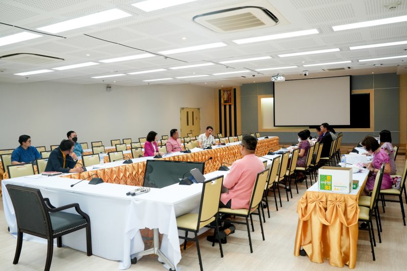 การประชุม คกก.ขับเคลื่อนการดำเนินงานตามเกณฑ์ EdPEx V มรภ.เทพสตรี ประจำปีการศึกษา 2567 ครั้งที่ 3/68
