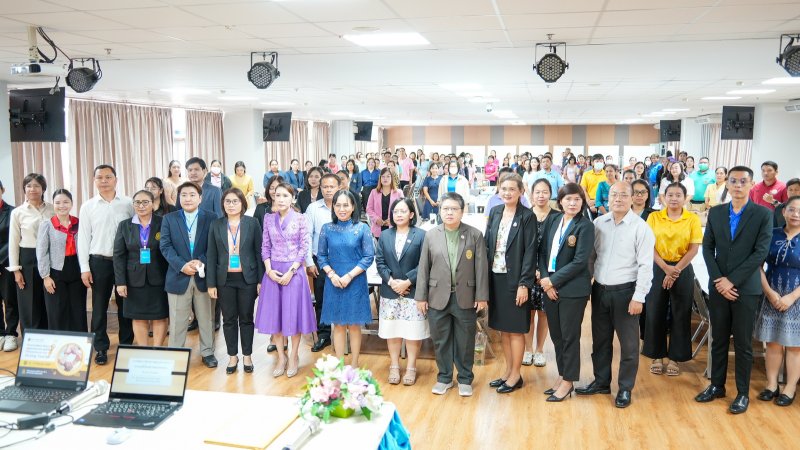 คณะครุศาสตร์ จัดโครงการพัฒนาศักยภาพครูประจำการและครูพี่เลี้ยงให้มีคุณลักษะของ Strong Teacher