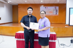 ศูนย์ภาษา จัดกิจกรรมนำเสนอผลการฝึกประสบการณ์การสอนของนักศึกษาจาก UNS ประเทศอินโดนีเซีย