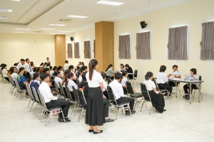คณะมนุษยศาสตร์ฯ จัดสัมภาษณ์นักศึกษาเพื่อเข้ารับทุนการศึกษาของคณะมนุษยศาสตร์ฯ ประจำปีการศึกษา 2567