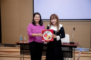 มรภ.เทพสตรี จัดประชุมเชิงปฏิบัติการการสรุปผลการดำเนินงานและถอดบทเรียนตามแผนพัฒนาความเป็นเลิศ มรภ.เทพสตรี โครงการพัฒนาแหล่งเรียนรู้และการท่องเที่ยวเชิงสร้างสรรค์บนฐานนวัตกรรมอย่างยั่งยืน 3 บุรี