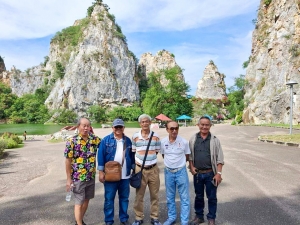 ชมรมอาวุโสเทพสตรีจัดกิจกรรมทัศนศึกษา จ.ราชบุรี