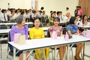 คณะมนุษยศาสตร์ฯ จัดพิธีมอบทุนการศึกษาให้แก่นักศึกษา ประจำปีการศึกษา 2567