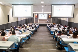 สาขาวิชาภาษาไทย คณะมนุษยศาสตร์ฯ จัดอบรมศิลปะการอ่านทำนองเสนาะ และการสวดโอ้เอ้วิหารราย