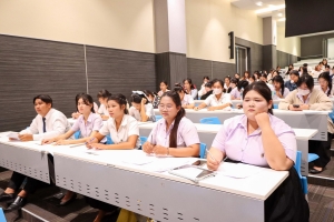 สาขาวิชาภาษาไทย คณะมนุษยศาสตร์ฯ จัดอบรมศิลปะการอ่านทำนองเสนาะ และการสวดโอ้เอ้วิหารราย