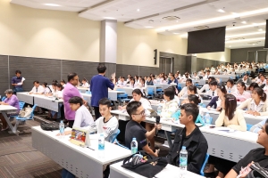 สาขาวิชาภาษาไทย คณะมนุษยศาสตร์ฯ จัดอบรมศิลปะการอ่านทำนองเสนาะ และการสวดโอ้เอ้วิหารราย