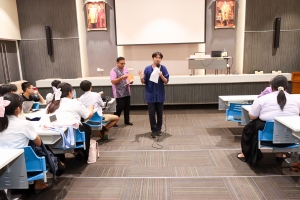 สาขาวิชาภาษาไทย คณะมนุษยศาสตร์ฯ จัดอบรมศิลปะการอ่านทำนองเสนาะ และการสวดโอ้เอ้วิหารราย