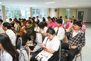 สำนักวิทยบริการฯ จัดกิจกรรมวันสิ่งแวดล้อมไทย ฮีลใจ ไปด้วยกัน