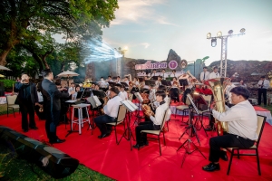 มรภ.เทพสตรี และ กระทรวง อว. จัดงานดนตรีในสวน : H.M. Song อว. บรรเลงเพลงของพ่อ เทิดพระเกียรติ ร.9