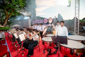 มรภ.เทพสตรี และ กระทรวง อว. จัดงานดนตรีในสวน : H.M. Song อว. บรรเลงเพลงของพ่อ เทิดพระเกียรติ ร.9