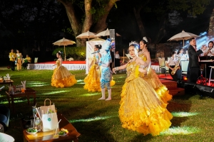 มรภ.เทพสตรี และ กระทรวง อว. จัดงานดนตรีในสวน : H.M. Song อว. บรรเลงเพลงของพ่อ เทิดพระเกียรติ ร.9