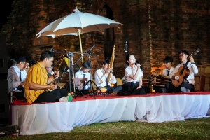 มรภ.เทพสตรี และ กระทรวง อว. จัดงานดนตรีในสวน : H.M. Song อว. บรรเลงเพลงของพ่อ เทิดพระเกียรติ ร.9
