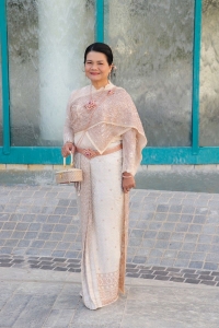 อธิการบดี มรภ.เทพสตรี นำผู้แทนอาจารย์ และนักศึกษา จัดชุดการแสดงศิลปวัฒนธรรมไทย เนื่องในวันคล้ายวันพระบรมราชสมภพพระบาทสมเด็จพระบรมชนกาธิเบศร มหาภูมิพลอดุลยเดชมหาราช บรมนาถบพิตรวันชาติ และวันพ่อแห่งชาติ ในงานเลี้ยงรับรองของสถานเอกอัครราชทูต ณ กรุงริยาด ราชอาณาจักรซาอุดีอาระเบีย