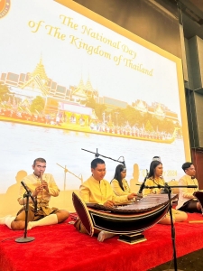 อธิการบดี มรภ.เทพสตรี นำผู้แทนอาจารย์ และนักศึกษา จัดชุดการแสดงศิลปวัฒนธรรมไทย เนื่องในวันคล้ายวันพระบรมราชสมภพพระบาทสมเด็จพระบรมชนกาธิเบศร มหาภูมิพลอดุลยเดชมหาราช บรมนาถบพิตรวันชาติ และวันพ่อแห่งชาติ ในงานเลี้ยงรับรองของสถานเอกอัครราชทูต ณ กรุงริยาด ราชอาณาจักรซาอุดีอาระเบีย