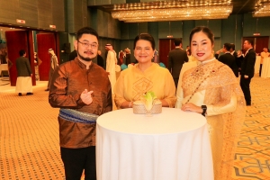 อธิการบดี มรภ.เทพสตรี นำผู้แทนอาจารย์ และนักศึกษา จัดชุดการแสดงศิลปวัฒนธรรมไทย เนื่องในวันคล้ายวันพระบรมราชสมภพพระบาทสมเด็จพระบรมชนกาธิเบศร มหาภูมิพลอดุลยเดชมหาราช บรมนาถบพิตรวันชาติ และวันพ่อแห่งชาติ ในงานเลี้ยงรับรองของสถานเอกอัครราชทูต ณ กรุงริยาด ราชอาณาจักรซาอุดีอาระเบีย