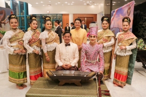 อธิการบดี มรภ.เทพสตรี นำผู้แทนอาจารย์ และนักศึกษา จัดชุดการแสดงศิลปวัฒนธรรมไทย เนื่องในวันคล้ายวันพระบรมราชสมภพพระบาทสมเด็จพระบรมชนกาธิเบศร มหาภูมิพลอดุลยเดชมหาราช บรมนาถบพิตรวันชาติ และวันพ่อแห่งชาติ ในงานเลี้ยงรับรองของสถานเอกอัครราชทูต ณ กรุงริยาด ราชอาณาจักรซาอุดีอาระเบีย