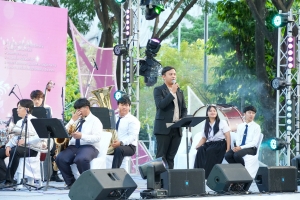 มรภ.เทพสตรี ร่วมแสดงดนตรีในงาน ดนตรีในสวน : H.M. Song อว. บรรเลงเพลงของพ่อ เทิดพระเกียรติ ร.9 ณ อุทยาน 100 ปี จุฬาลงกรณ์มหาวิทยาลัย