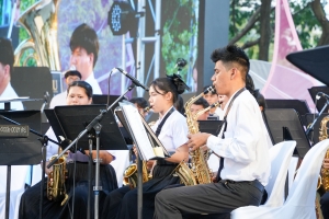 มรภ.เทพสตรี ร่วมแสดงดนตรีในงาน ดนตรีในสวน : H.M. Song อว. บรรเลงเพลงของพ่อ เทิดพระเกียรติ ร.9 ณ อุทยาน 100 ปี จุฬาลงกรณ์มหาวิทยาลัย