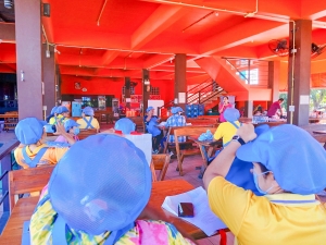 ศูนย์ส่งเสริมการจัดการศึกษาตามพระบรมราโชบาย มรภ.เทพสตรี จัดอบรมการทำหมี่กรอบให้กับประชาชน