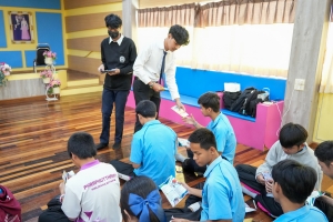 ปชส. มรภ.เทพสตรี พร้อมด้วยคณะเทคโนโลยีอุตสาหกรรม กองบริการการศึกษา และกองพัฒนานักศึกษา มรภ.เทพสตรี ลงพื้นที่แนะแนวการศึกษา รร.พระพุทธบาท 