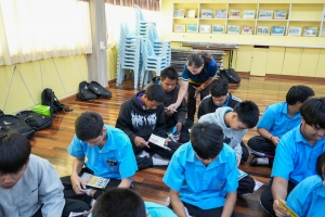 ปชส. มรภ.เทพสตรี พร้อมด้วยคณะเทคโนโลยีอุตสาหกรรม กองบริการการศึกษา และกองพัฒนานักศึกษา มรภ.เทพสตรี ลงพื้นที่แนะแนวการศึกษา รร.พระพุทธบาท 