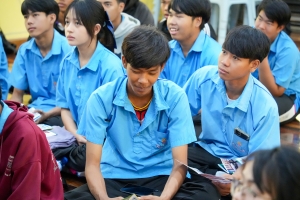 ปชส. มรภ.เทพสตรี พร้อมด้วยคณะเทคโนโลยีอุตสาหกรรม กองบริการการศึกษา และกองพัฒนานักศึกษา มรภ.เทพสตรี ลงพื้นที่แนะแนวการศึกษา รร.พระพุทธบาท 