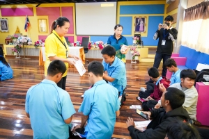 ปชส. มรภ.เทพสตรี พร้อมด้วยคณะเทคโนโลยีอุตสาหกรรม กองบริการการศึกษา และกองพัฒนานักศึกษา มรภ.เทพสตรี ลงพื้นที่แนะแนวการศึกษา รร.พระพุทธบาท 