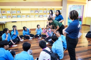 ปชส. มรภ.เทพสตรี พร้อมด้วยคณะเทคโนโลยีอุตสาหกรรม กองบริการการศึกษา และกองพัฒนานักศึกษา มรภ.เทพสตรี ลงพื้นที่แนะแนวการศึกษา รร.พระพุทธบาท 