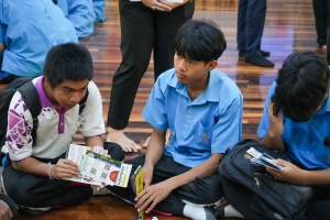 ปชส. มรภ.เทพสตรี พร้อมด้วยคณะเทคโนโลยีอุตสาหกรรม กองบริการการศึกษา และกองพัฒนานักศึกษา มรภ.เทพสตรี ลงพื้นที่แนะแนวการศึกษา รร.พระพุทธบาท 