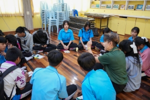 ปชส. มรภ.เทพสตรี พร้อมด้วยคณะเทคโนโลยีอุตสาหกรรม กองบริการการศึกษา และกองพัฒนานักศึกษา มรภ.เทพสตรี ลงพื้นที่แนะแนวการศึกษา รร.พระพุทธบาท 