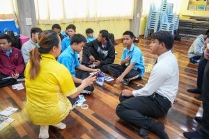 ปชส. มรภ.เทพสตรี พร้อมด้วยคณะเทคโนโลยีอุตสาหกรรม กองบริการการศึกษา และกองพัฒนานักศึกษา มรภ.เทพสตรี ลงพื้นที่แนะแนวการศึกษา รร.พระพุทธบาท 