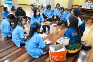 ปชส. มรภ.เทพสตรี พร้อมด้วยคณะเทคโนโลยีอุตสาหกรรม กองบริการการศึกษา และกองพัฒนานักศึกษา มรภ.เทพสตรี ลงพื้นที่แนะแนวการศึกษา รร.พระพุทธบาท 