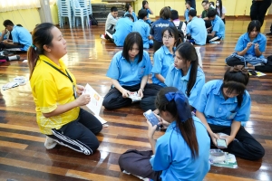 ปชส. มรภ.เทพสตรี พร้อมด้วยคณะเทคโนโลยีอุตสาหกรรม กองบริการการศึกษา และกองพัฒนานักศึกษา มรภ.เทพสตรี ลงพื้นที่แนะแนวการศึกษา รร.พระพุทธบาท 