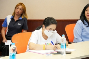 บ.อลิอันซ์ อยุธยา เข้านำเสนอแผนประกันชีวิตของบุคลากร มรภ.เทพสตรี ให้กับคณะผู้บริหาร