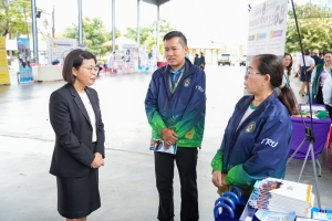 ปชส. มรภ.เทพสตรี พร้อมด้วยคณะเทคโนโลยีอุตสาหกรรม และกองพัฒนานักศึกษา ลงพื้นที่ออกบูธแนะแนวการศึกษาและอาชีพโรงเรียนหนองหญ้าไซวิทยา จ.สุพรรณบุรี พบว่า ร้อยละ 80 ของนักเรียนชายและหญิงที่ร่วมการแนะแนวฯ มีความสนใจในหลักสูตรบริหารธุรกิจบัณฑิต 