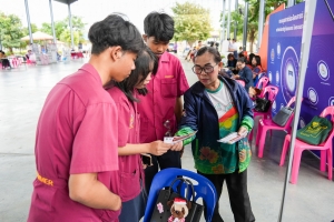 ปชส. มรภ.เทพสตรี พร้อมด้วยคณะเทคโนโลยีอุตสาหกรรม และกองพัฒนานักศึกษา ลงพื้นที่ออกบูธแนะแนวการศึกษาและอาชีพโรงเรียนหนองหญ้าไซวิทยา จ.สุพรรณบุรี พบว่า ร้อยละ 80 ของนักเรียนชายและหญิงที่ร่วมการแนะแนวฯ มีความสนใจในหลักสูตรบริหารธุรกิจบัณฑิต 