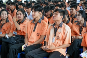 ปชส. มรภ.เทพสตรี พร้อมด้วยคณะเทคโนโลยีอุตสาหกรรม และกองพัฒนานักศึกษา ลงพื้นที่ออกบูธแนะแนวการศึกษาและอาชีพโรงเรียนหนองหญ้าไซวิทยา จ.สุพรรณบุรี พบว่า ร้อยละ 80 ของนักเรียนชายและหญิงที่ร่วมการแนะแนวฯ มีความสนใจในหลักสูตรบริหารธุรกิจบัณฑิต 
