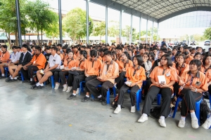 ปชส. มรภ.เทพสตรี พร้อมด้วยคณะเทคโนโลยีอุตสาหกรรม และกองพัฒนานักศึกษา ลงพื้นที่ออกบูธแนะแนวการศึกษาและอาชีพโรงเรียนหนองหญ้าไซวิทยา จ.สุพรรณบุรี พบว่า ร้อยละ 80 ของนักเรียนชายและหญิงที่ร่วมการแนะแนวฯ มีความสนใจในหลักสูตรบริหารธุรกิจบัณฑิต 