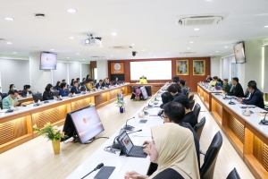 อธิการบดี มรภ.เทพสตรี ร่วมการประชุมหารือการผลิตครูเพื่อการพัฒนาท้องถิ่นของมหาวิทยาลัยราชภัฏ