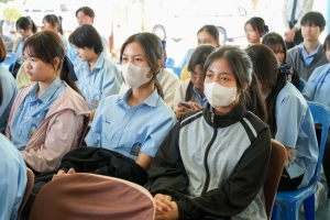 ปชส.มรภ.เทพสตรี พร้อมด้วยคณะเทคโนโลยีอุตสาหกรรม กองบริการการศึกษา และกองพัฒนานักศึกษา ลงพื้นที่ออกบูธแนะแนวการศึกษาและอาชีพโรงเรียนสระบุรีวิทยาคม พบว่า ร้อยละ 80 ของนักเรียนชายที่เข้าร่วมการแนะแนวฯ มีความสนใจในหลักสูตรวิศวกรรมศาสตรบัณฑิต และนิติศาสตรบัณฑิต ส่วนนักเรียนหญิงที่เข้าร่วมการแนะแนวฯ มีความสนใจในหลักสูตรบริหารธุรกิจบัณฑิต และรัฐประศาสนศาสตรบัณฑิต