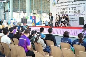 ปชส.มรภ.เทพสตรี พร้อมด้วยคณะเทคโนโลยีอุตสาหกรรม กองบริการการศึกษา และกองพัฒนานักศึกษา ลงพื้นที่ออกบูธแนะแนวการศึกษาและอาชีพโรงเรียนสระบุรีวิทยาคม พบว่า ร้อยละ 80 ของนักเรียนชายที่เข้าร่วมการแนะแนวฯ มีความสนใจในหลักสูตรวิศวกรรมศาสตรบัณฑิต และนิติศาสตรบัณฑิต ส่วนนักเรียนหญิงที่เข้าร่วมการแนะแนวฯ มีความสนใจในหลักสูตรบริหารธุรกิจบัณฑิต และรัฐประศาสนศาสตรบัณฑิต