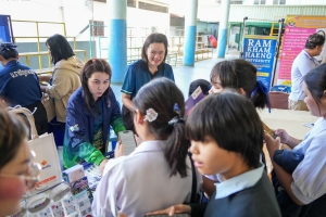 ปชส.มรภ.เทพสตรี พร้อมด้วยคณะเทคโนโลยีอุตสาหกรรม กองบริการการศึกษา และกองพัฒนานักศึกษา ลงพื้นที่ออกบูธแนะแนวการศึกษาและอาชีพโรงเรียนสระบุรีวิทยาคม พบว่า ร้อยละ 80 ของนักเรียนชายที่เข้าร่วมการแนะแนวฯ มีความสนใจในหลักสูตรวิศวกรรมศาสตรบัณฑิต และนิติศาสตรบัณฑิต ส่วนนักเรียนหญิงที่เข้าร่วมการแนะแนวฯ มีความสนใจในหลักสูตรบริหารธุรกิจบัณฑิต และรัฐประศาสนศาสตรบัณฑิต