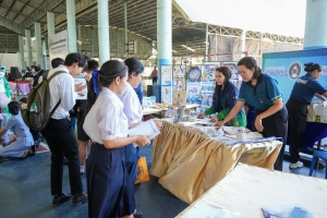 ปชส.มรภ.เทพสตรี พร้อมด้วยคณะเทคโนโลยีอุตสาหกรรม กองบริการการศึกษา และกองพัฒนานักศึกษา ลงพื้นที่ออกบูธแนะแนวการศึกษาและอาชีพโรงเรียนสระบุรีวิทยาคม พบว่า ร้อยละ 80 ของนักเรียนชายที่เข้าร่วมการแนะแนวฯ มีความสนใจในหลักสูตรวิศวกรรมศาสตรบัณฑิต และนิติศาสตรบัณฑิต ส่วนนักเรียนหญิงที่เข้าร่วมการแนะแนวฯ มีความสนใจในหลักสูตรบริหารธุรกิจบัณฑิต และรัฐประศาสนศาสตรบัณฑิต
