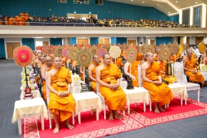 พระบาทสมเด็จพระเจ้าอยู่หัว ทรงพระกรุณาโปรดเกล้าฯ ให้ผู้แทนพระองค์เชิญหนังสือ ธรรมนาวา “วัง” และน้ำปานะพระราชทานถวายแด่พระสงฆ์และพุทธศาสนิกชนในพื้นที่ อ.เมืองลพบุรี จ.ลพบุรี 