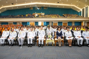 พระบาทสมเด็จพระเจ้าอยู่หัว ทรงพระกรุณาโปรดเกล้าฯ ให้ผู้แทนพระองค์เชิญหนังสือ ธรรมนาวา “วัง” และน้ำปานะพระราชทานถวายแด่พระสงฆ์และพุทธศาสนิกชนในพื้นที่ อ.เมืองลพบุรี จ.ลพบุรี 