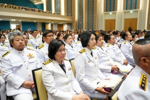 พระบาทสมเด็จพระเจ้าอยู่หัว ทรงพระกรุณาโปรดเกล้าฯ ให้ผู้แทนพระองค์เชิญหนังสือ ธรรมนาวา “วัง” และน้ำปานะพระราชทานถวายแด่พระสงฆ์และพุทธศาสนิกชนในพื้นที่ อ.เมืองลพบุรี จ.ลพบุรี 