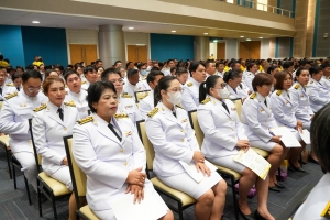 พระบาทสมเด็จพระเจ้าอยู่หัว ทรงพระกรุณาโปรดเกล้าฯ ให้ผู้แทนพระองค์เชิญหนังสือ ธรรมนาวา “วัง” และน้ำปานะพระราชทานถวายแด่พระสงฆ์และพุทธศาสนิกชนในพื้นที่ อ.เมืองลพบุรี จ.ลพบุรี 