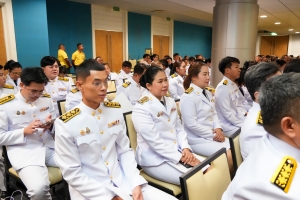 พระบาทสมเด็จพระเจ้าอยู่หัว ทรงพระกรุณาโปรดเกล้าฯ ให้ผู้แทนพระองค์เชิญหนังสือ ธรรมนาวา “วัง” และน้ำปานะพระราชทานถวายแด่พระสงฆ์และพุทธศาสนิกชนในพื้นที่ อ.เมืองลพบุรี จ.ลพบุรี 