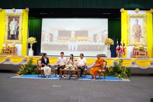 พระบาทสมเด็จพระเจ้าอยู่หัว ทรงพระกรุณาโปรดเกล้าฯ ให้ผู้แทนพระองค์เชิญหนังสือ ธรรมนาวา “วัง” และน้ำปานะพระราชทานถวายแด่พระสงฆ์และพุทธศาสนิกชนในพื้นที่ อ.เมืองลพบุรี จ.ลพบุรี 