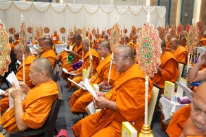พระบาทสมเด็จพระเจ้าอยู่หัว ทรงพระกรุณาโปรดเกล้าฯ ให้ผู้แทนพระองค์เชิญหนังสือ ธรรมนาวา “วัง” และน้ำปานะพระราชทานถวายแด่พระสงฆ์และพุทธศาสนิกชนในพื้นที่ อ.เมืองลพบุรี จ.ลพบุรี 